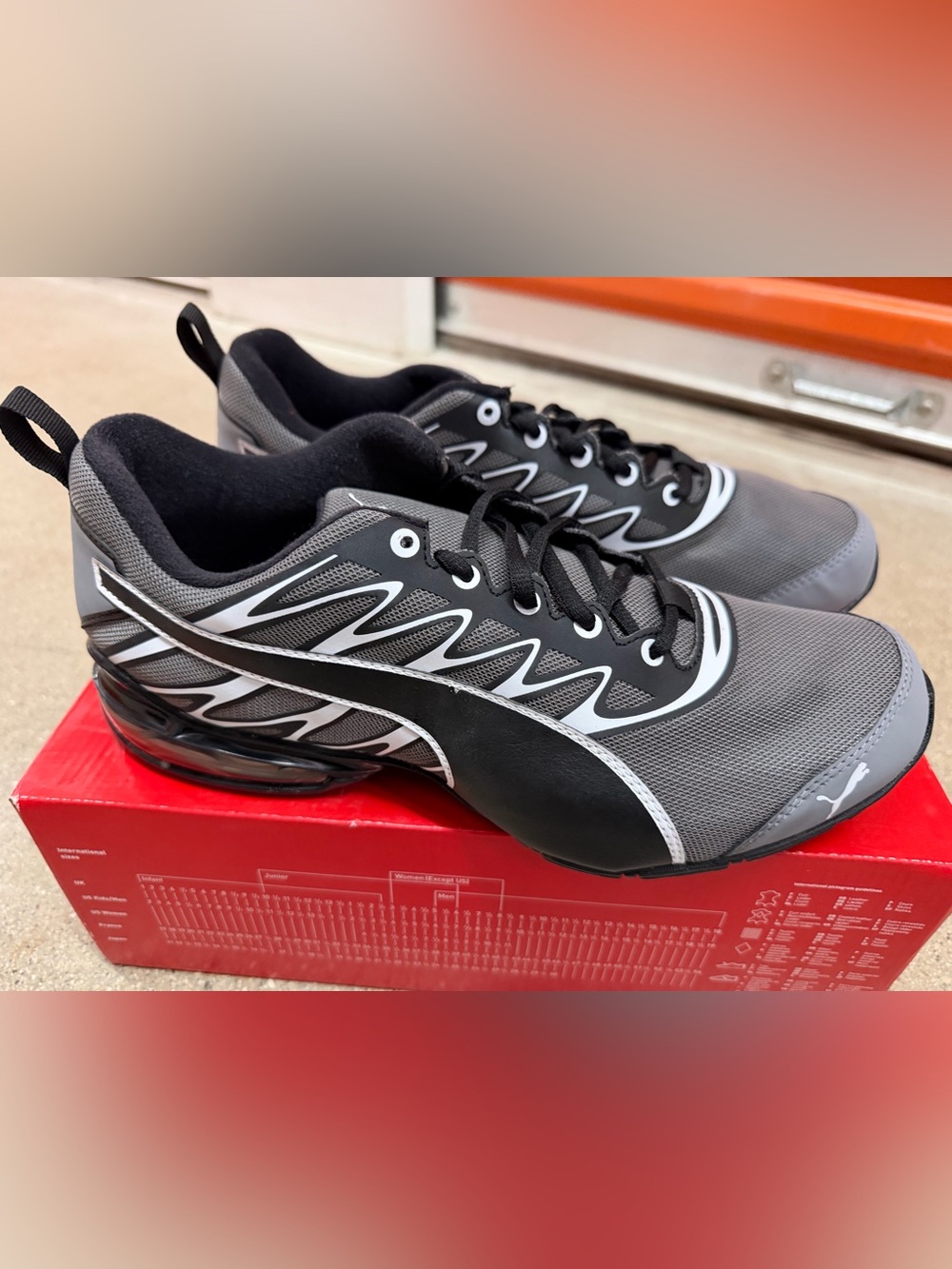 NWT Puma Men’s Voltaic Shoes Axelion Grey / Bk/Wht Accents Running Shoes